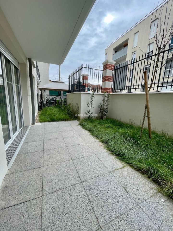 Location Appartement Le Blanc-Mesnil 3 Pièces 58.21 m²