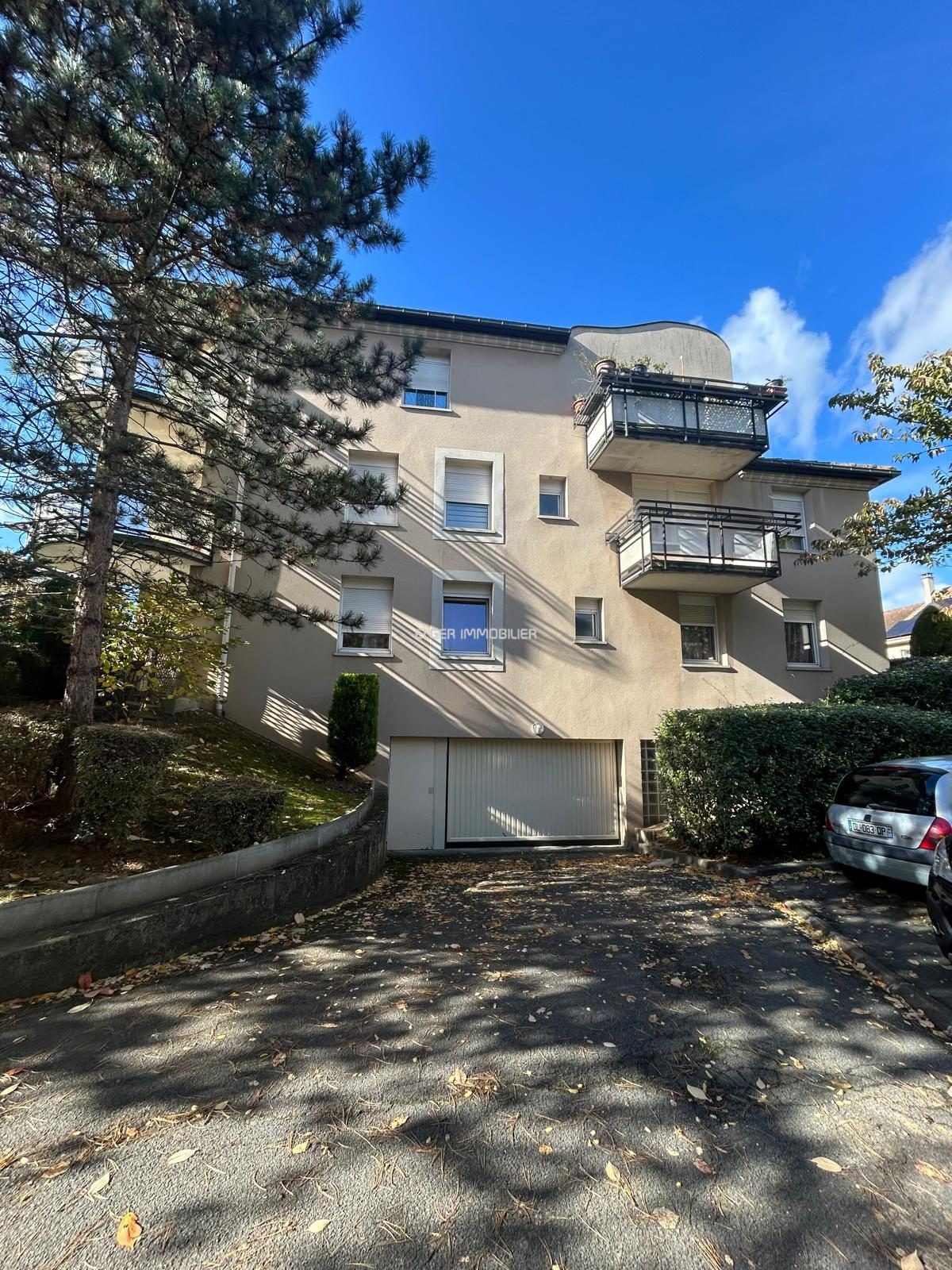 apartment 2 Rooms for sale on Évry-Courcouronnes (91000)