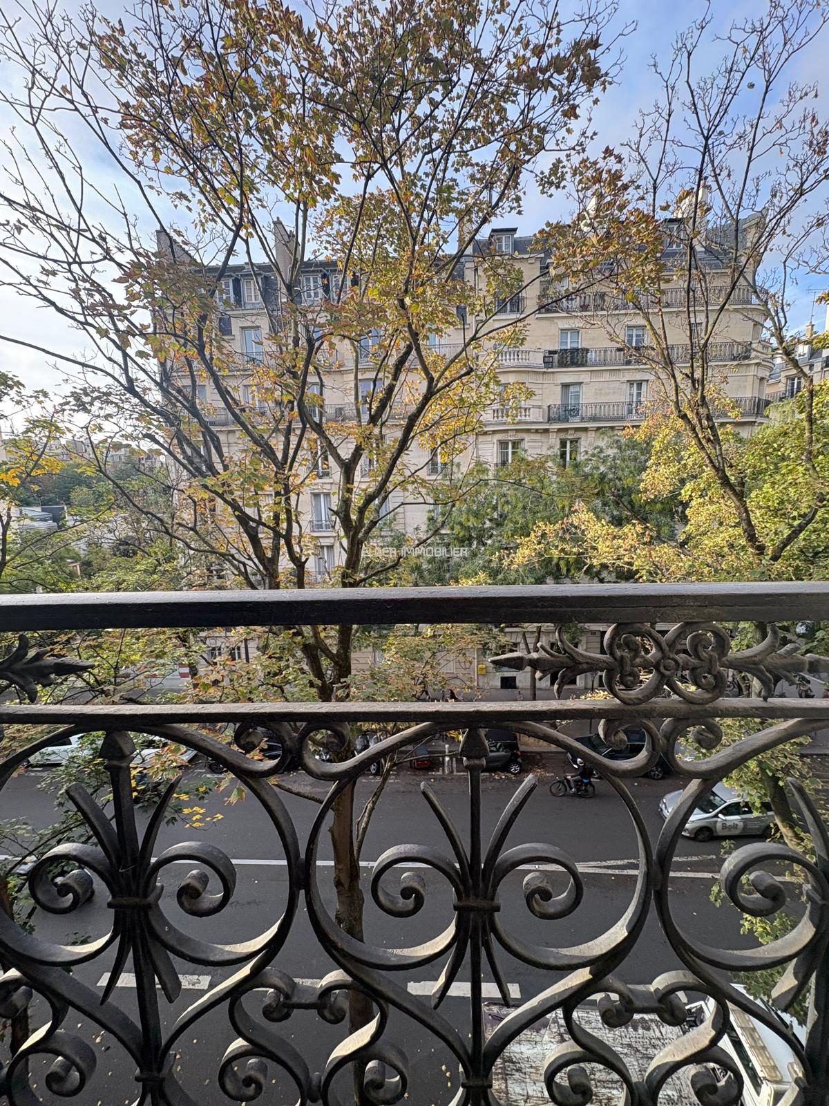 apartment 3 Rooms for sale on Paris (75016)