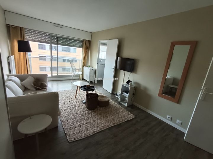 Location Appartement Paris 15 1&nbsp;pièce 28.88&nbsp;m²