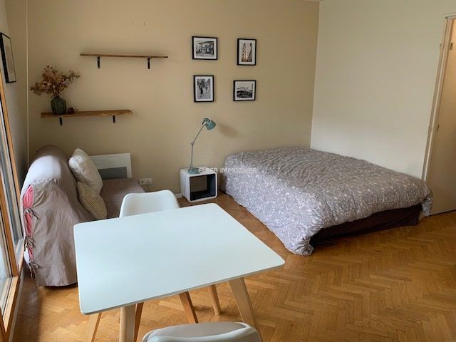 Location Appartement Paris 15 1&nbsp;pièce 29.66&nbsp;m²