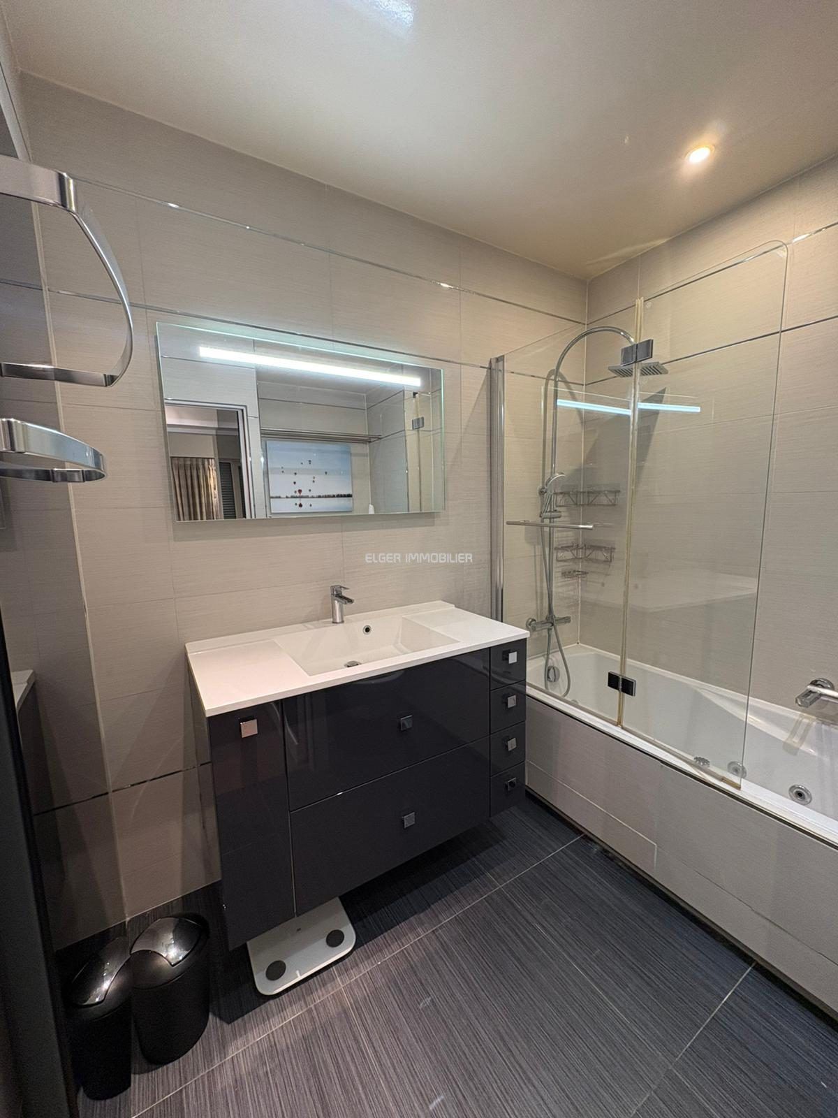 apartment 2 Rooms for rent on Paris (75007)