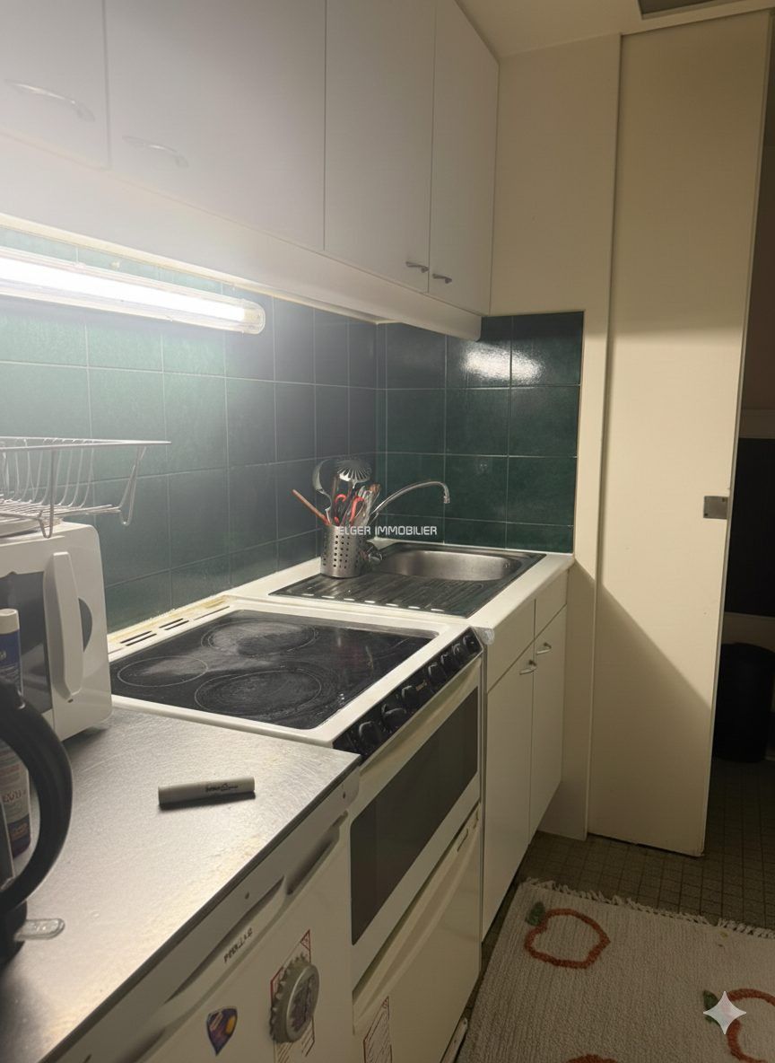 apartment 1 room for rent on Paris (75008)