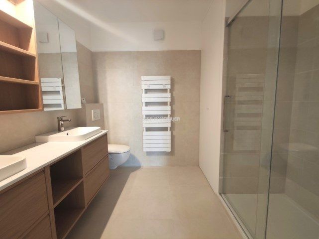 apartment 5 Rooms for rent on Paris (75007)