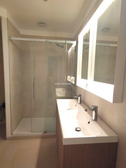 apartment 5 Rooms for rent on Paris (75007)