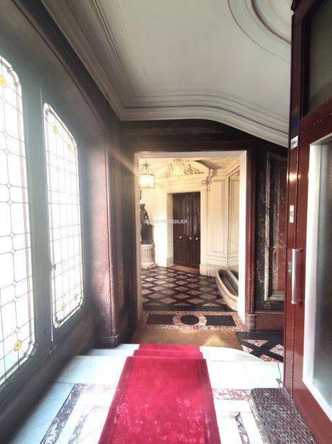 apartment 5 Rooms for rent on Paris (75007)