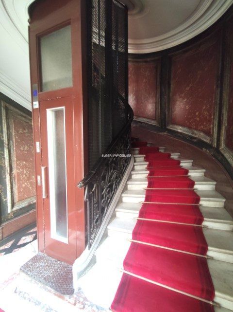 apartment 5 Rooms for rent on Paris (75007)