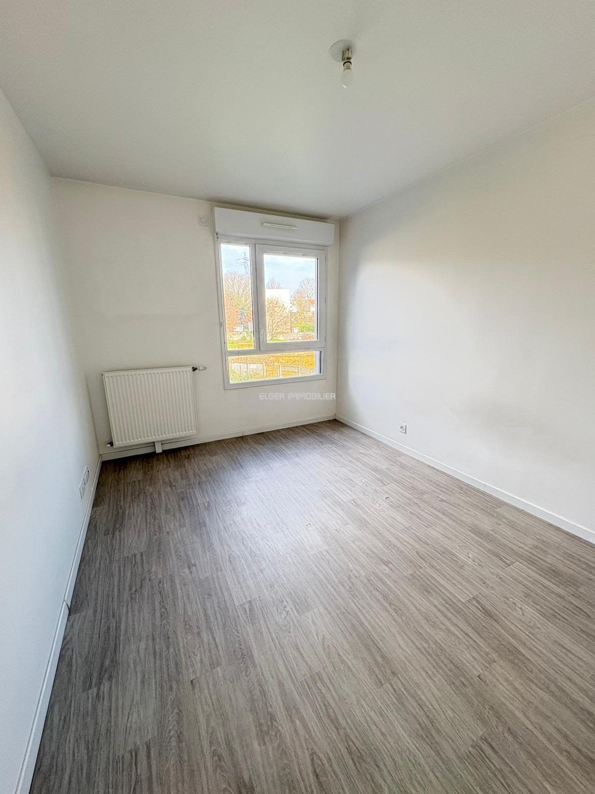 apartment 2 Rooms for sale on Thiais (94320)