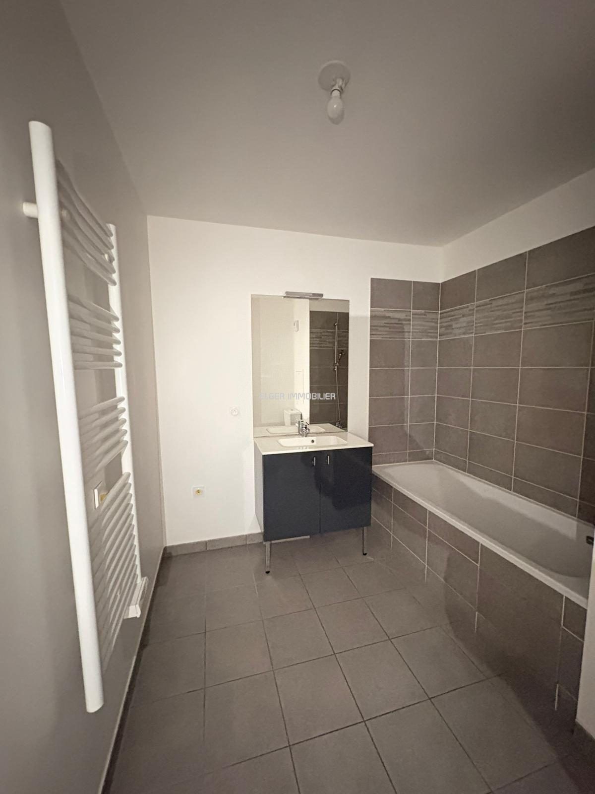 apartment 2 Rooms for sale on Thiais (94320)