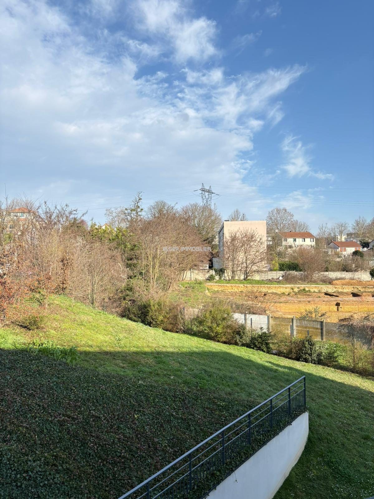 apartment 2 Rooms for sale on Thiais (94320)