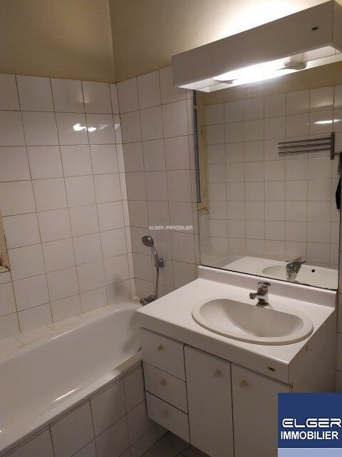 apartment 1 room for rent on Paris (75015)