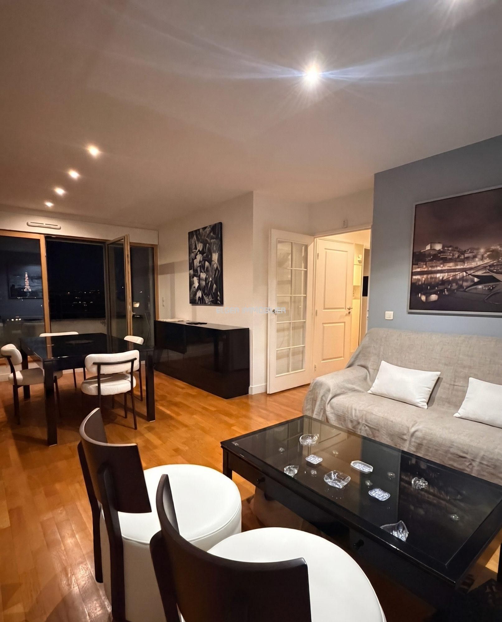 apartment 3 Rooms for rent on Courbevoie (92400)