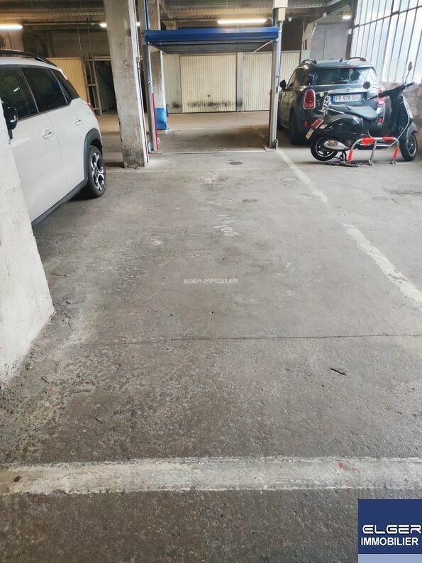 parking space for rent on Paris (75016)