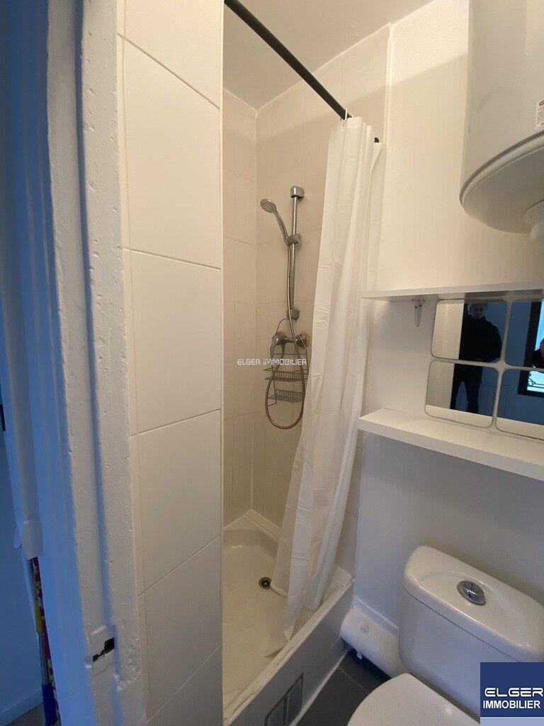 apartment 1 room for rent on Paris (75011)