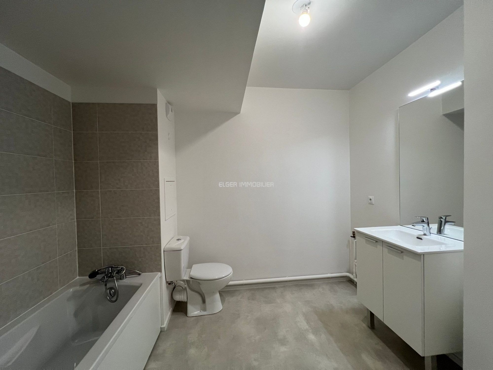 apartment 4 Rooms for rent on Drancy (93700)