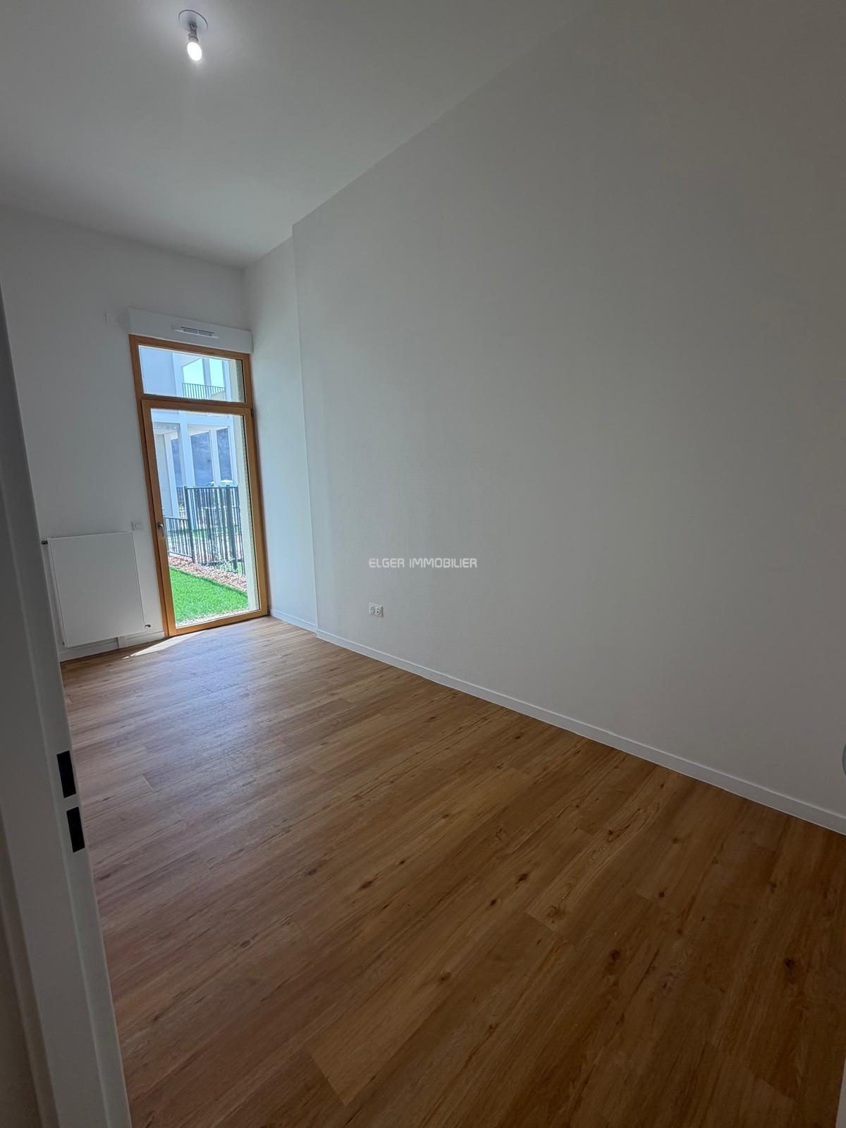 apartment 3 Rooms for rent on Orly (94310)