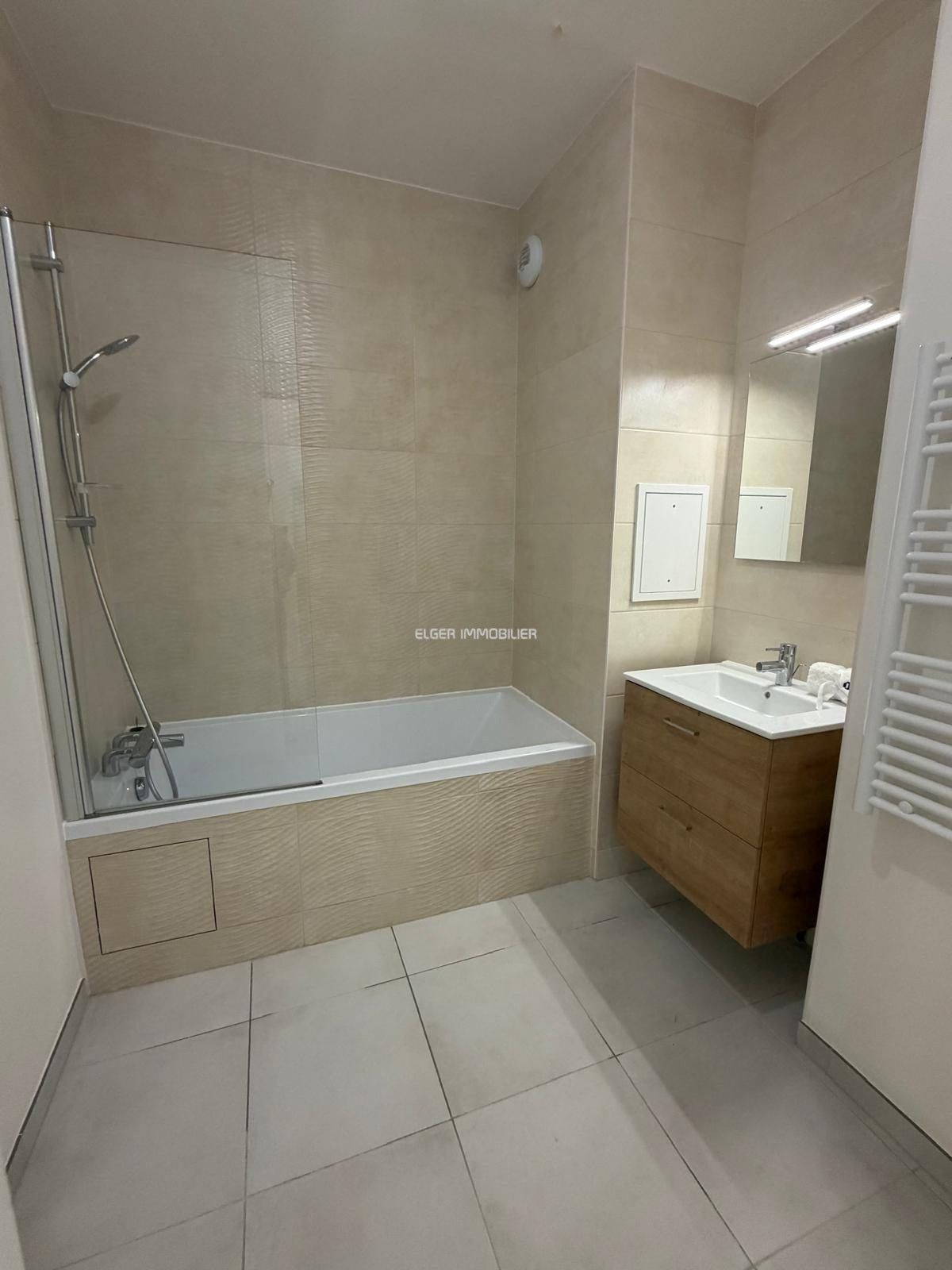 apartment 3 Rooms for rent on Orly (94310)