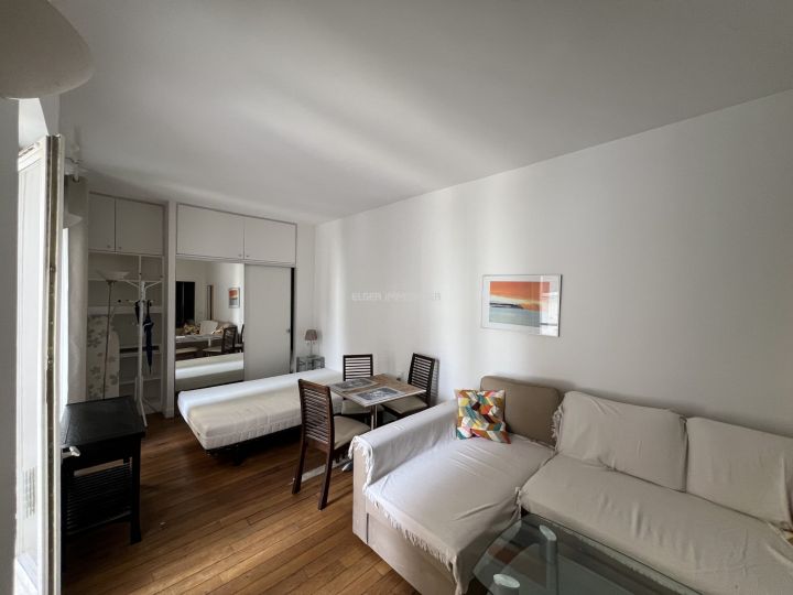 Location Appartement Paris 1 1&nbsp;pièce 28.47&nbsp;m²