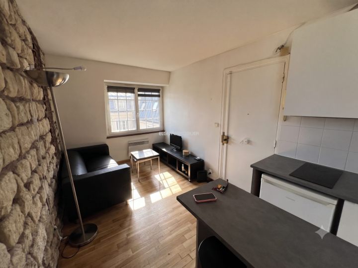 Location Appartement Paris 10 2&nbsp;Pièces 25.52&nbsp;m²