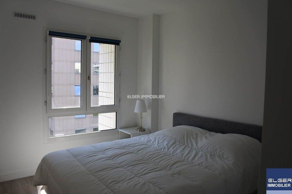 apartment 2 Rooms for rent on Courbevoie (92400)