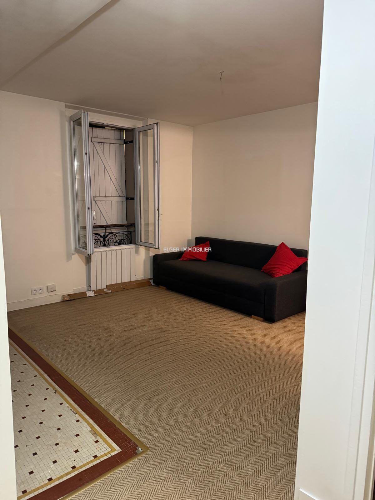 apartment 1 room for rent on Clichy (92110)