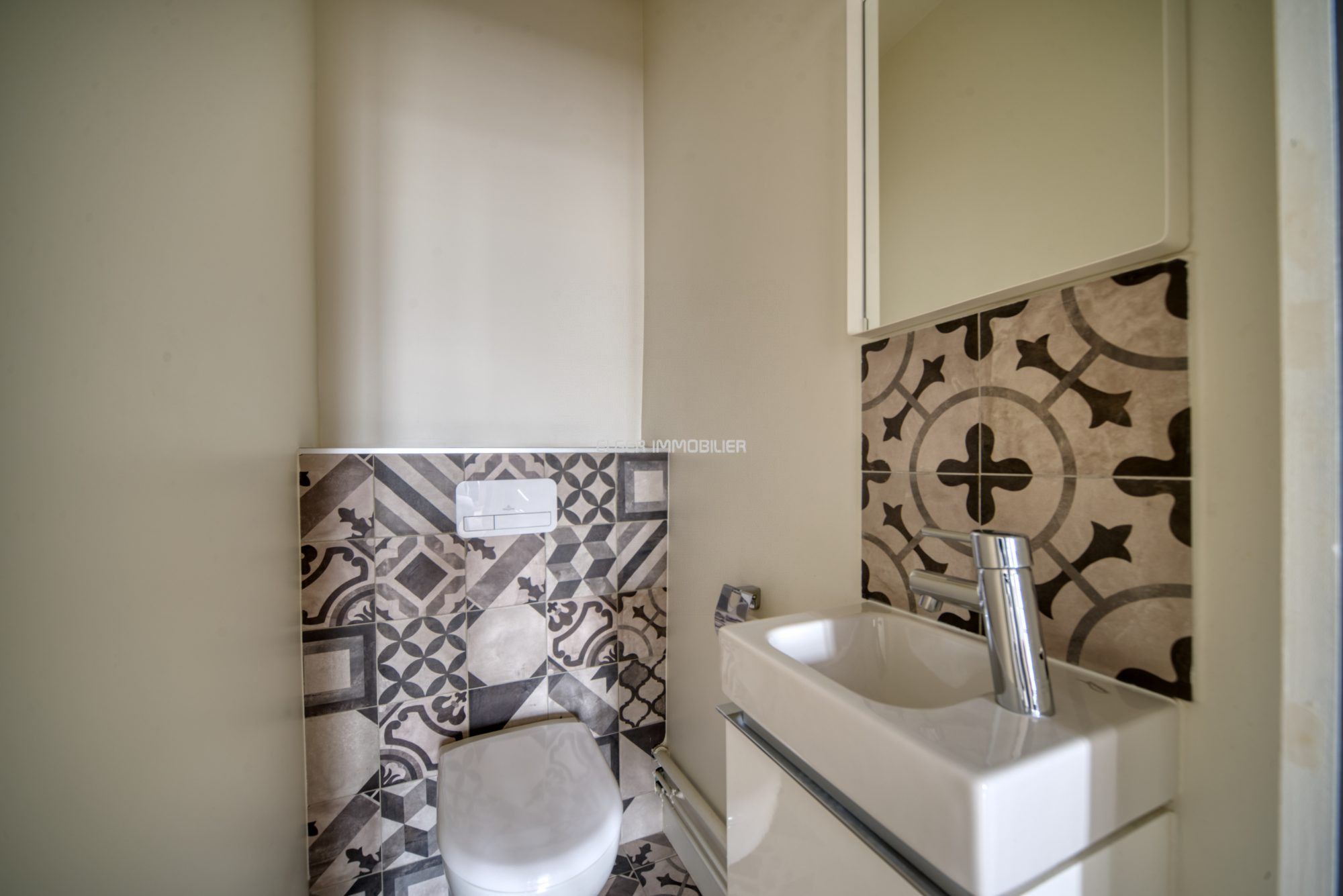apartment 2 Rooms for sale on PARIS 08 (75008)